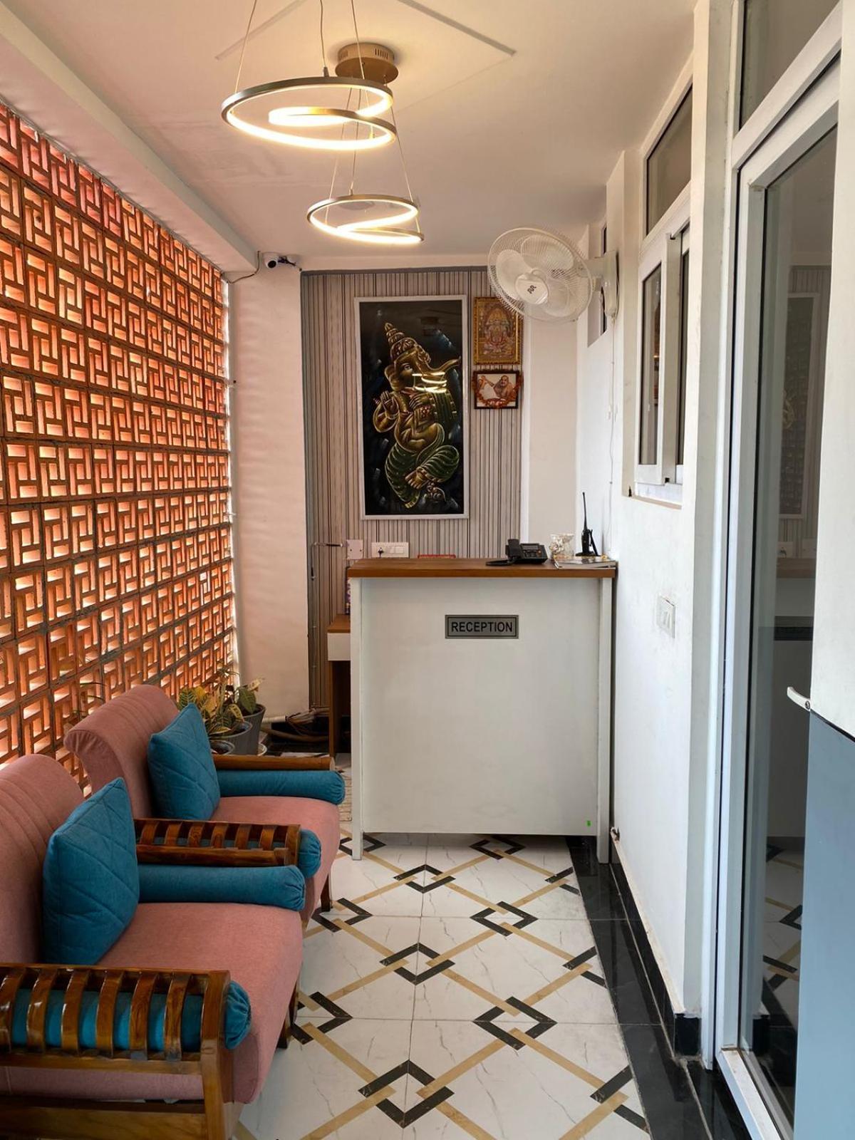 Royal Park Inn グレーター・ノイダ エクステリア 写真
